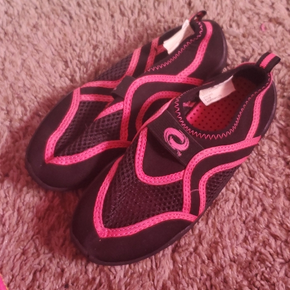 Water shoes size girls 13 - Picture 1 of 2
